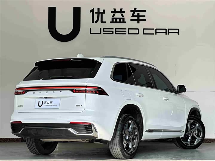 Фото 9 - Geely Monjaro