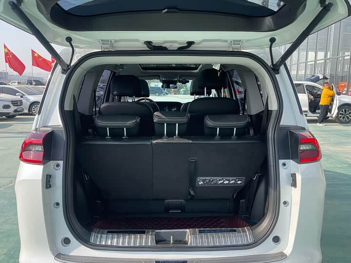 Фото 13 - GAC Trumpchi M6