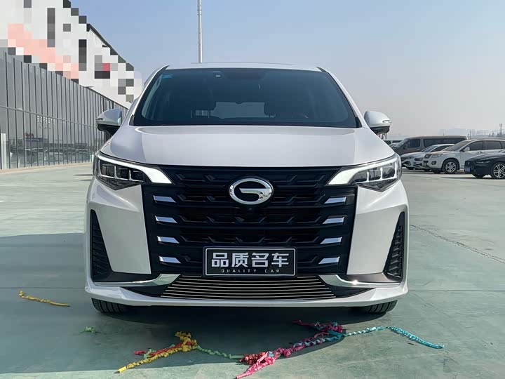 Фото 2 - GAC Trumpchi M6