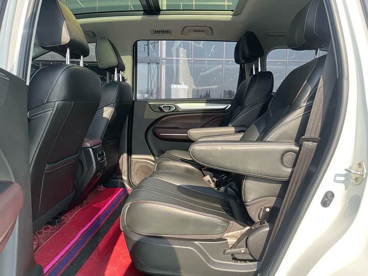 Фото 6 - GAC Trumpchi M6