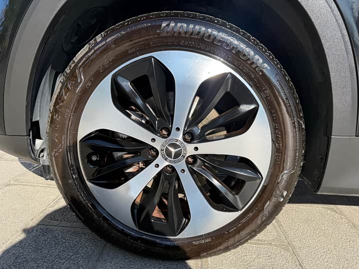 Фото 15 - Mercedes-Benz GLB-Class