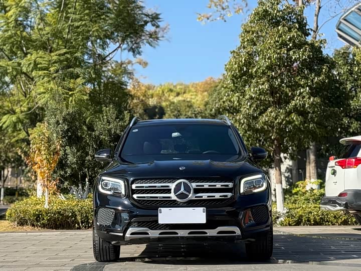 Фото 3 - Mercedes-Benz GLB-Class