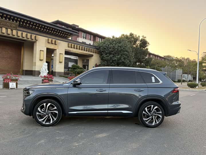 Фото 4 - Geely Monjaro