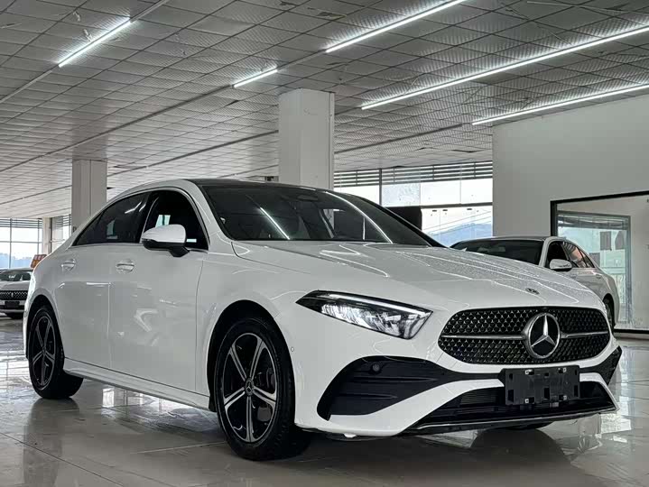 Фото 3 - Mercedes-Benz A-Class