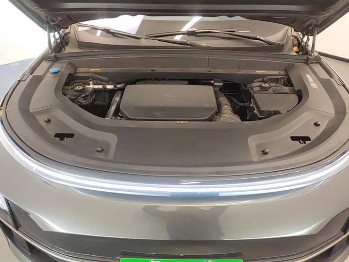 Фото 10 - LiXiang L8