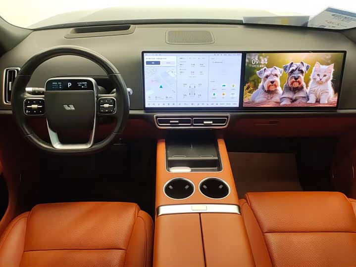 Фото 12 - LiXiang L8