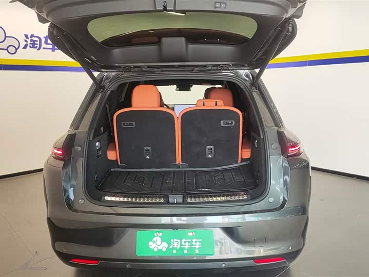 Фото 4 - LiXiang L8