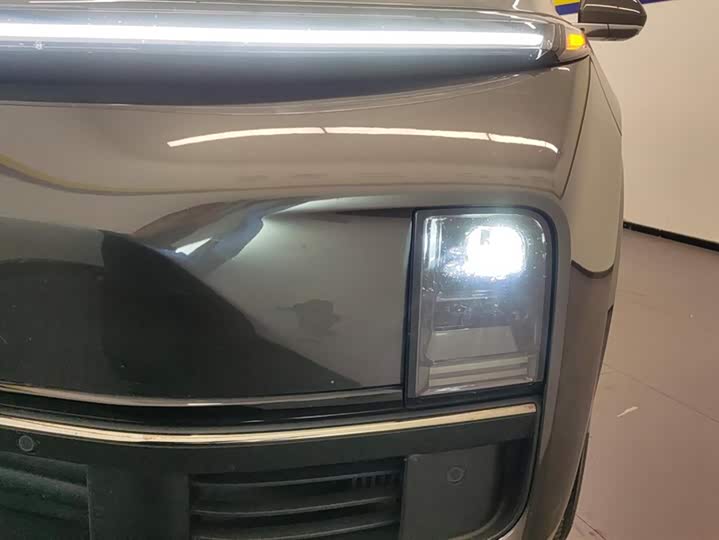 Фото 5 - LiXiang L8