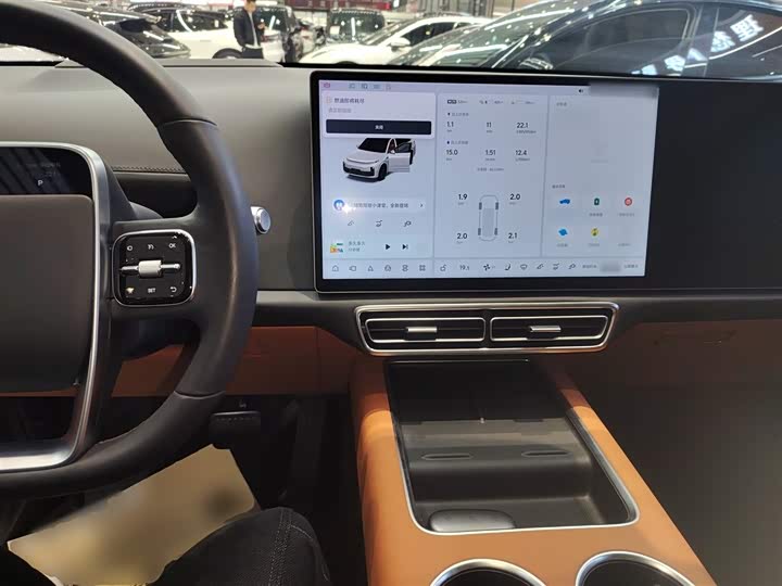 Фото 10 - LiXiang L7