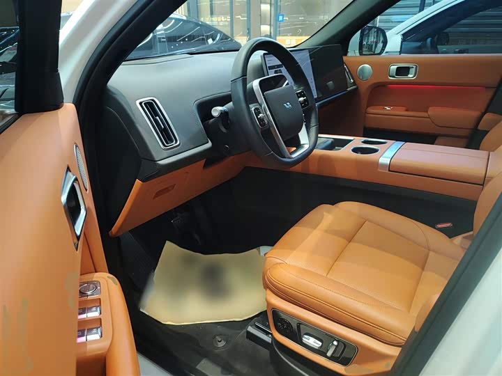 Фото 16 - LiXiang L7