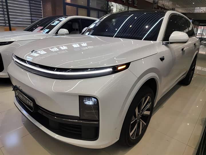 Фото 2 - LiXiang L7