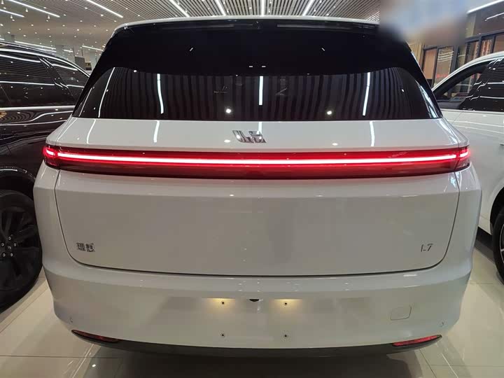 Фото 6 - LiXiang L7