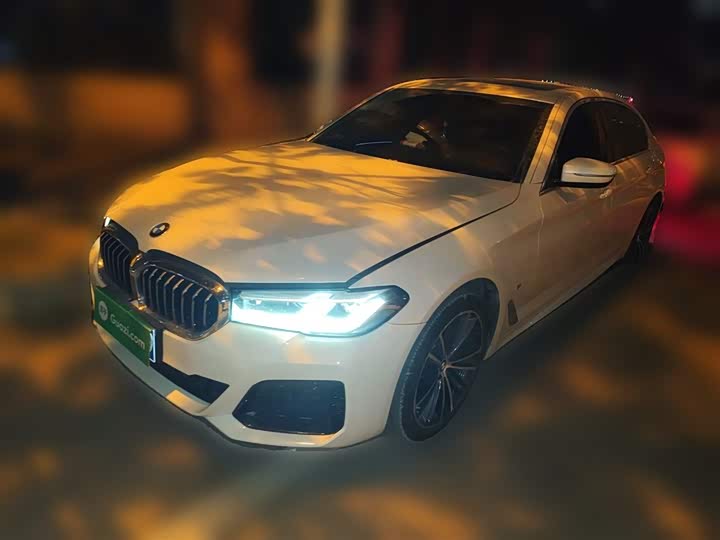 Фото 2 - BMW 5 Series