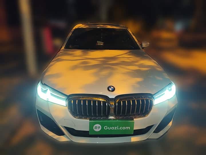 Фото 24 - BMW 5 Series