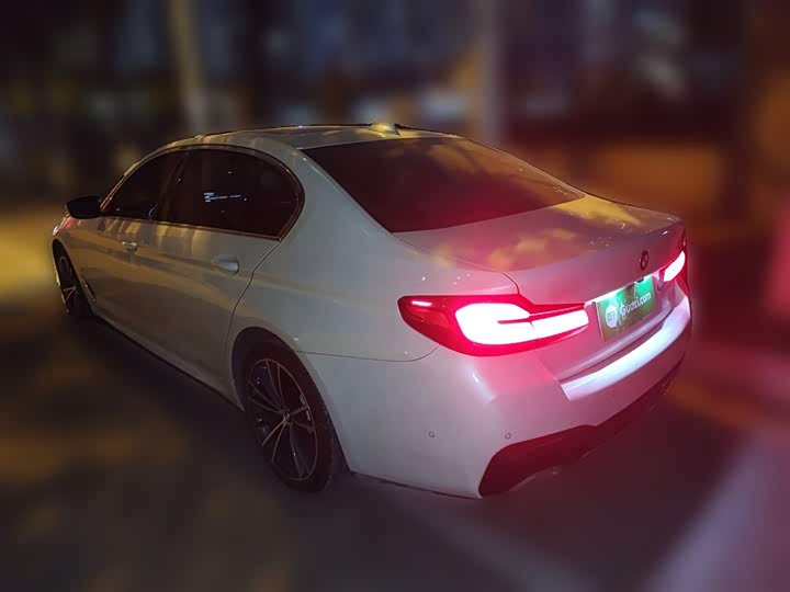 Фото 27 - BMW 5 Series