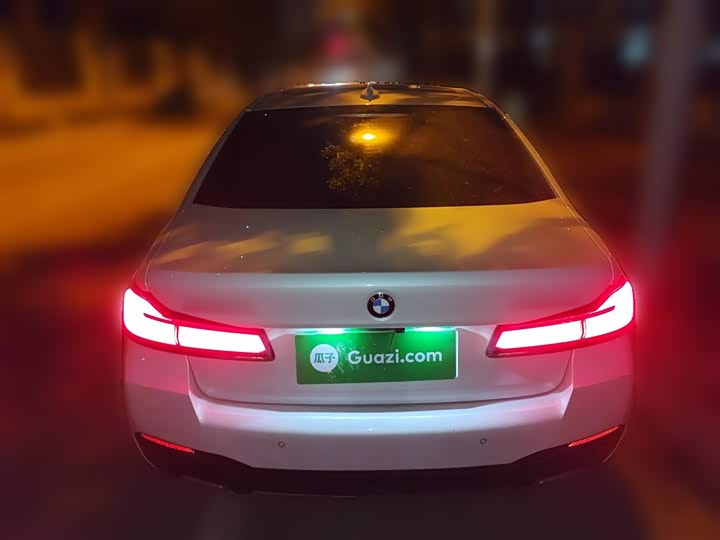 Фото 28 - BMW 5 Series