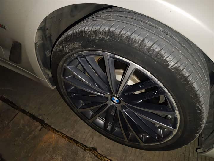 Фото 31 - BMW 5 Series