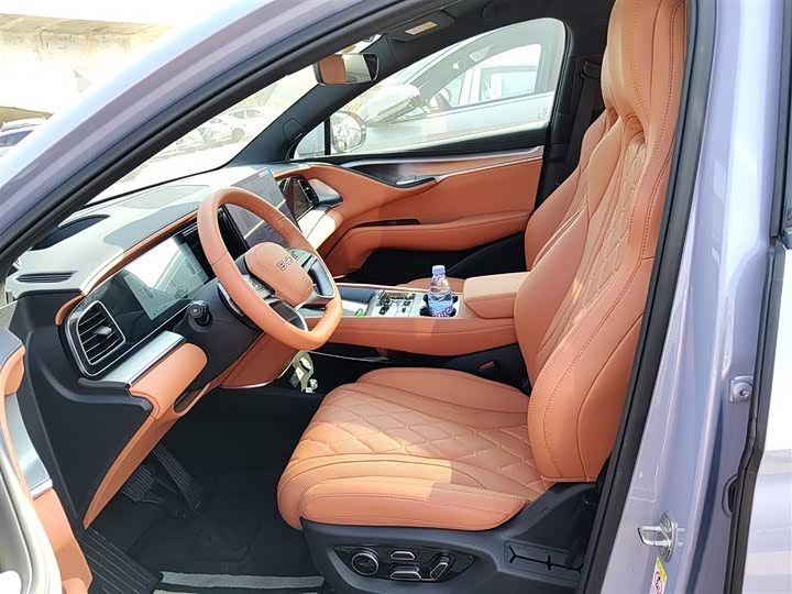 Фото 18 - BYD Sea Lion 07 EV