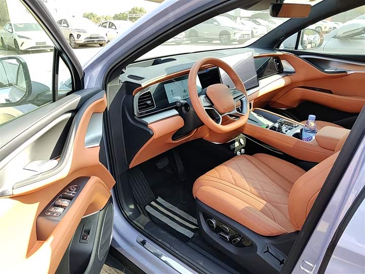 Фото 19 - BYD Sea Lion 07 EV