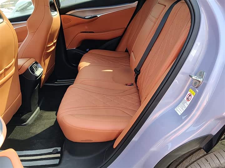 Фото 20 - BYD Sea Lion 07 EV