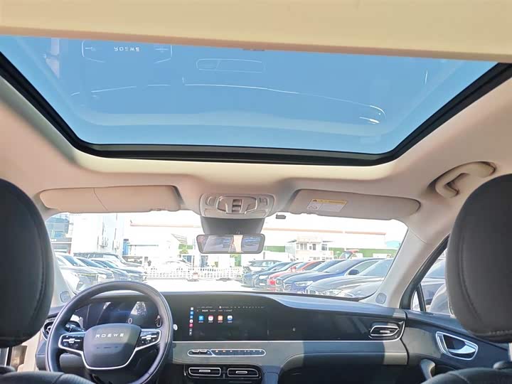 Фото 18 - Roewe D7