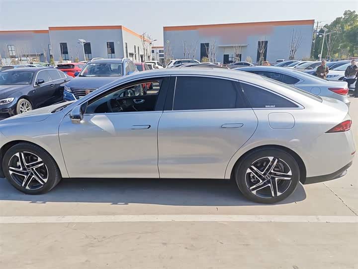 Фото 5 - Roewe D7