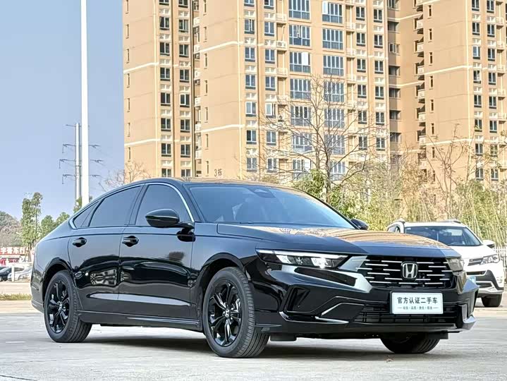 Фото 3 - Honda Accord