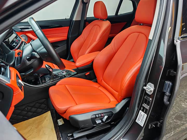 Фото 15 - BMW X2