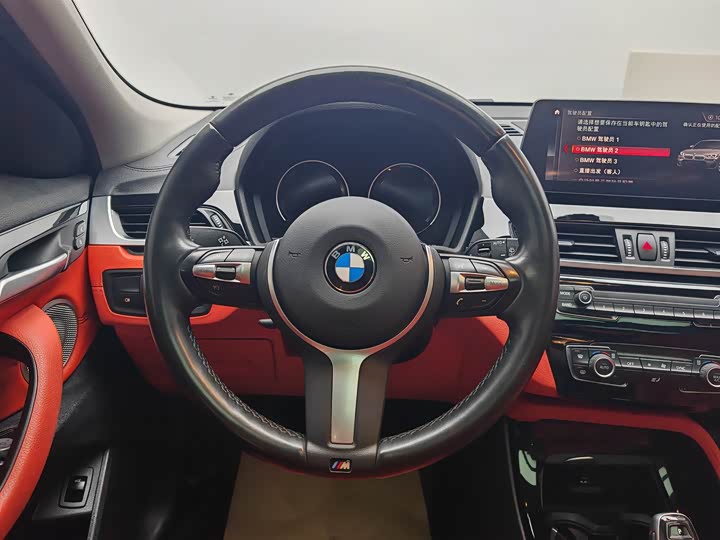 Фото 17 - BMW X2