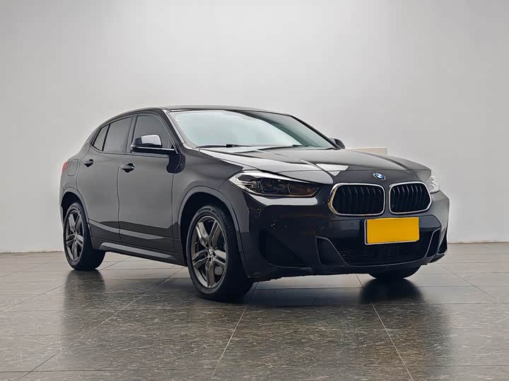 Фото 2 - BMW X2