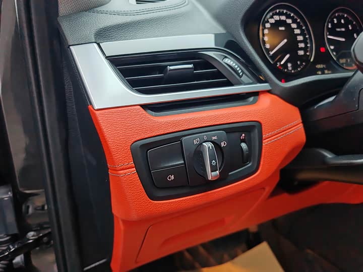 Фото 24 - BMW X2