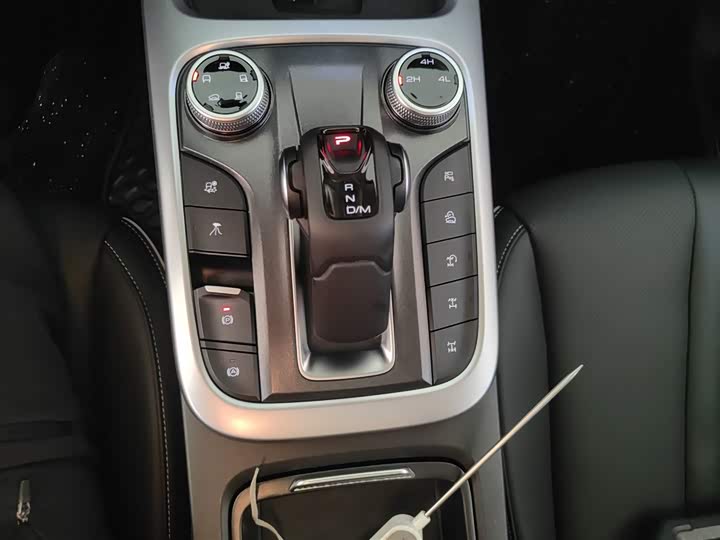 Фото 14 - Tank 300