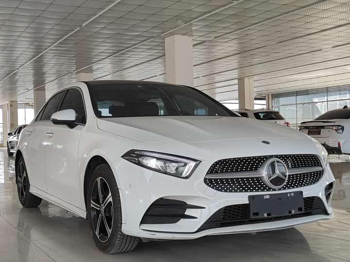 Фото 3 - Mercedes-Benz A-Class