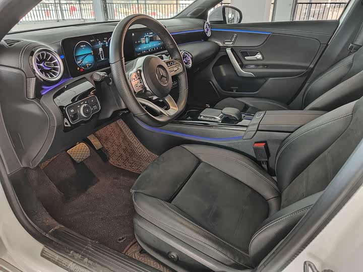 Фото 4 - Mercedes-Benz A-Class