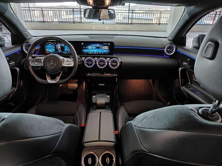 Фото 5 - Mercedes-Benz A-Class