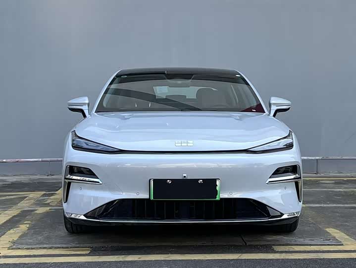 Фото 4 - Geely Galaxy Starshine 8 EM-i