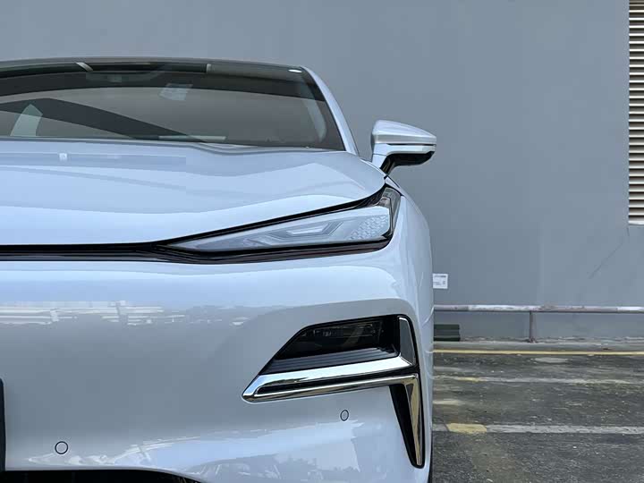 Фото 8 - Geely Galaxy Starshine 8 EM-i