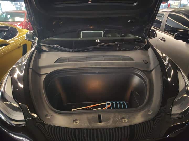 Фото 20 - Tesla Model Y