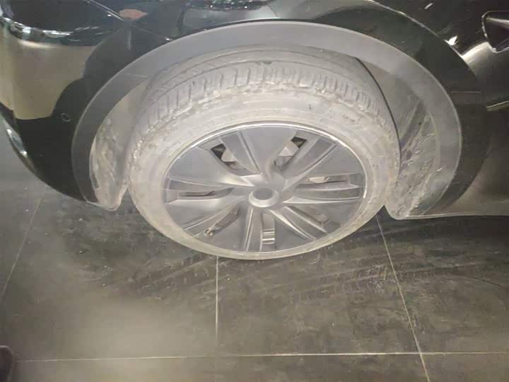 Фото 23 - Tesla Model Y