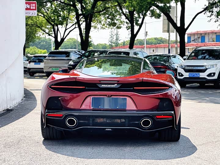 Фото 13 - McLaren GT