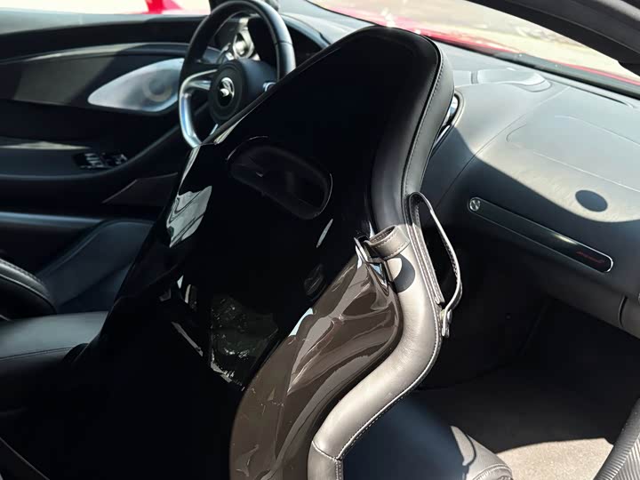 Фото 20 - McLaren GT