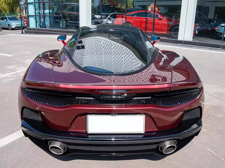 Фото 5 - McLaren GT