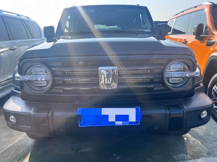 Фото 2 - Tank 300