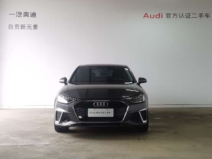 Фото 14 - Audi A4L