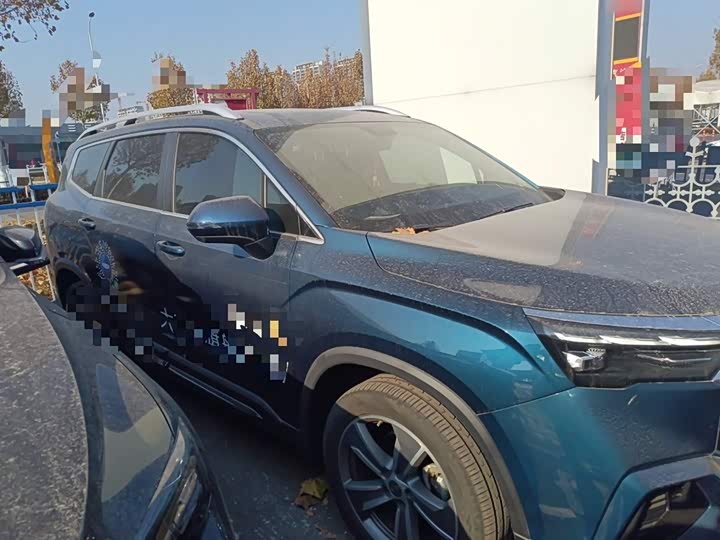 Фото 4 - Geely Okavango L