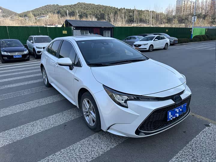 Фото 2 - Toyota Levin