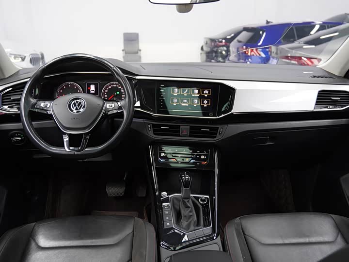 Фото 16 - Volkswagen Tayron