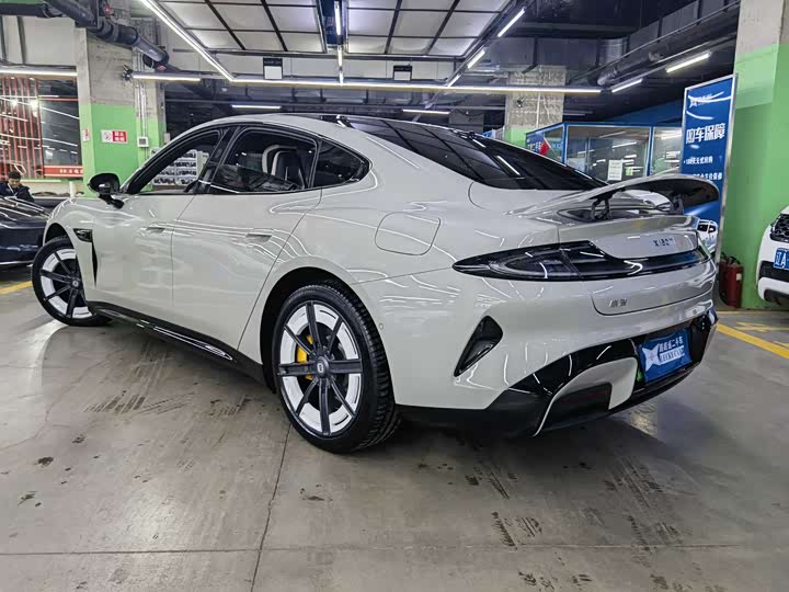 Фото 6 - Xiaomi SU7