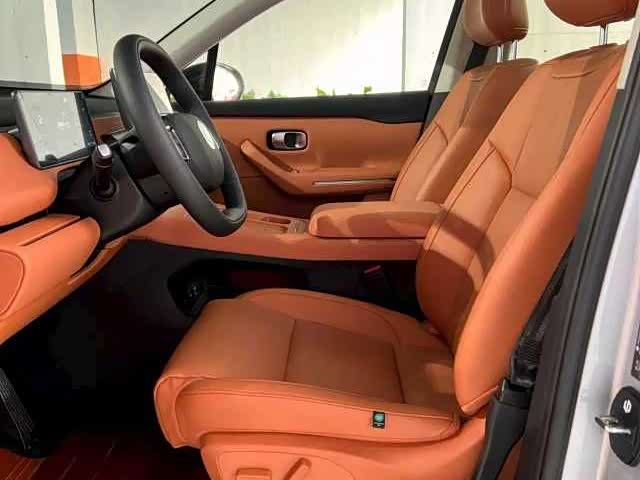 Фото 11 - Leapmotor C16