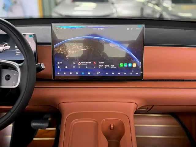 Фото 15 - Leapmotor C16